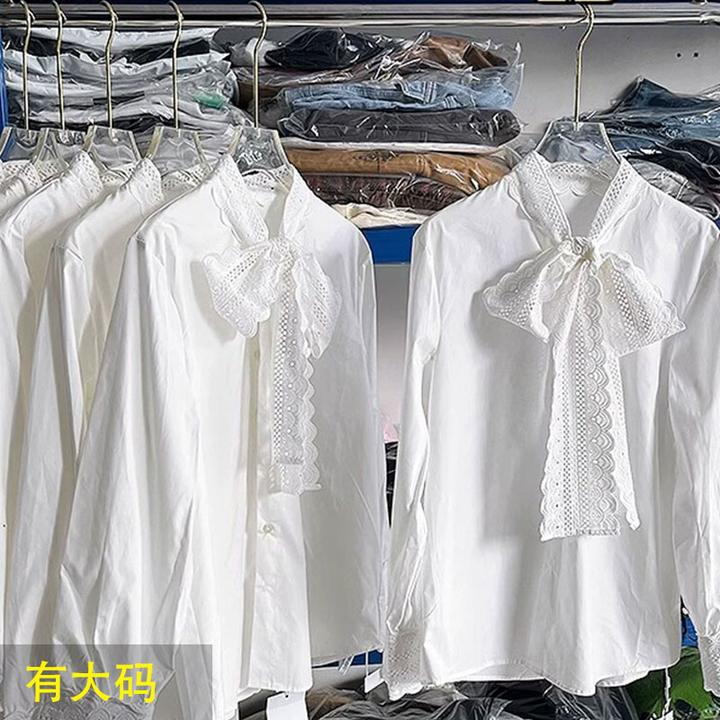 新款法式百搭温柔花边白色别致衬衫洋气上衣蝴蝶结衬衣长袖设计