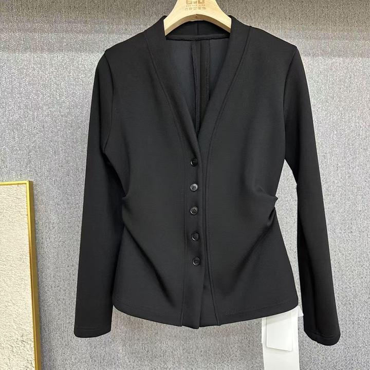 GUMODENG/古摩登UU原创！五颗扣双侧褶皱女士修身休闲外套