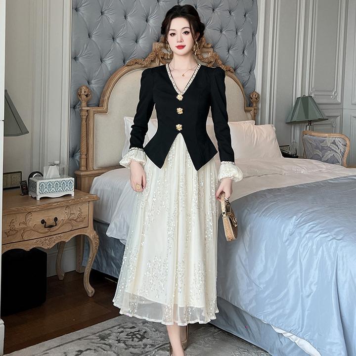 婷婷衣恋21612春装新款法式名媛气质V领收腰拼接显瘦小香风连衣裙