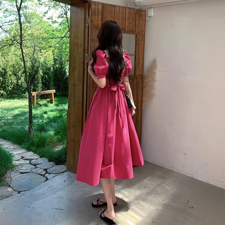 法式方领玫粉色系带收腰连衣裙女夏a字蝴蝶结泡泡袖气质显瘦长裙