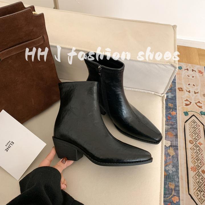 尖头瘦瘦靴内增高粗跟法式复古高跟短靴2025新款女秋冬加绒马丁靴