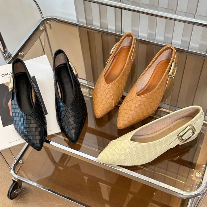 真皮2025春季新款平底鞋尖头单鞋配裙子女鞋浅口平跟鞋编织