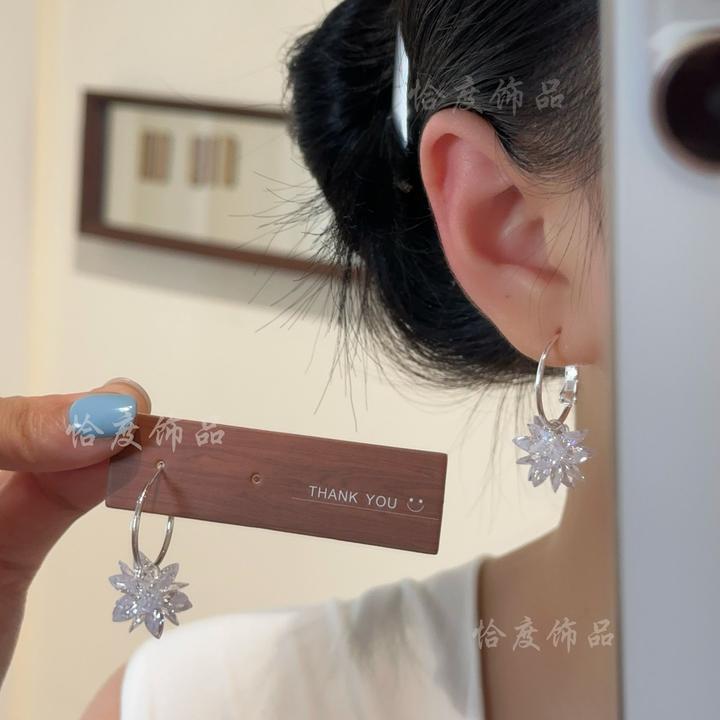 【恰度】韩版清冷冰晶花耳扣时尚百搭