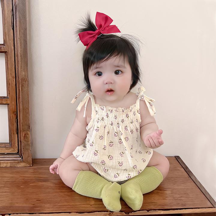 宝宝衣服夏薄款连体衣新生婴儿无袖吊带包屁衣小月龄女童夏季爬服
