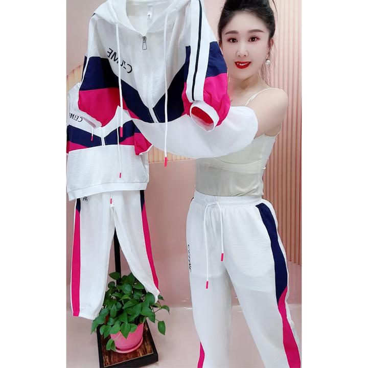 夏季新款洋气时尚减龄拼色连帽显瘦短袖上衣休闲裤子两件套装女潮