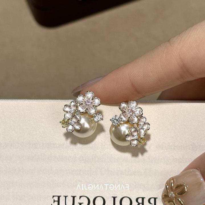 铜合金锆石耳饰 法式蓝色 温柔粉奶油轻奢耳钉新款爆款气质小众耳