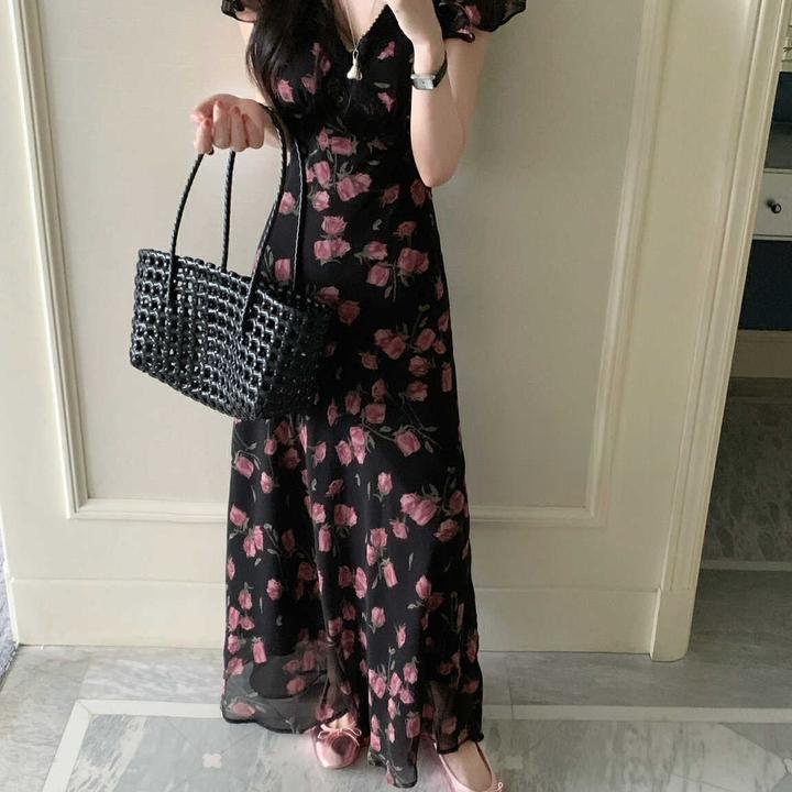 2025夏季新款法式玫瑰碎花连衣裙女v领小飞袖高级感雪纺长款裙子