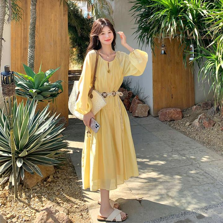海边度假风连衣裙女2025夏季新款氛围感气质温柔风旅游穿搭沙滩裙