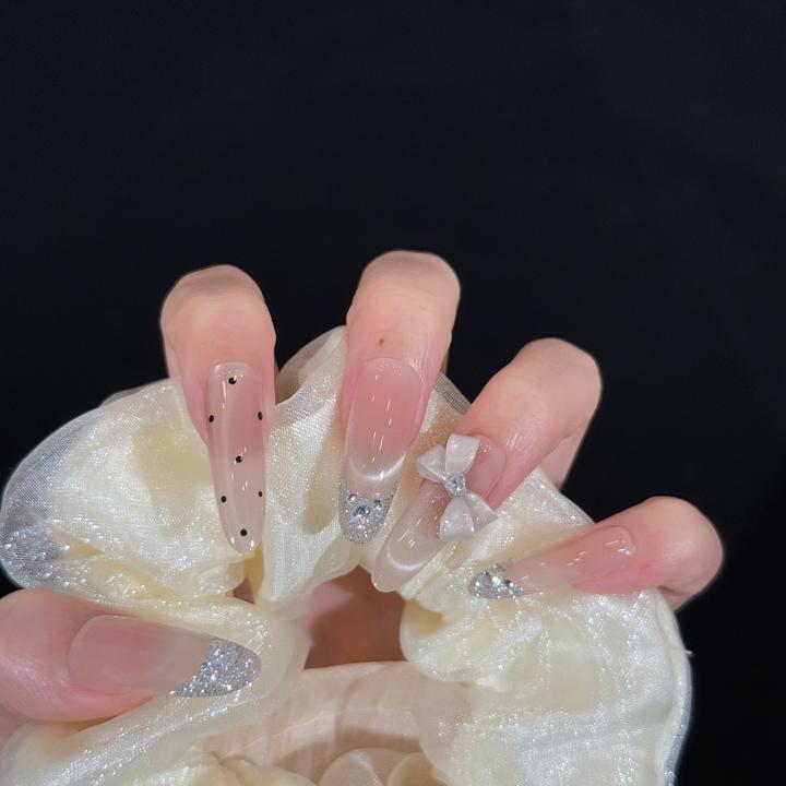 【芙蕾慕斯】纯手工穿戴甲蝴蝶结爆闪法式显气质高级ins美甲贴