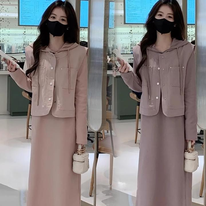 时尚休闲连衣裙女2025春季新款洋气显瘦减龄马甲连帽卫衣裙两件套