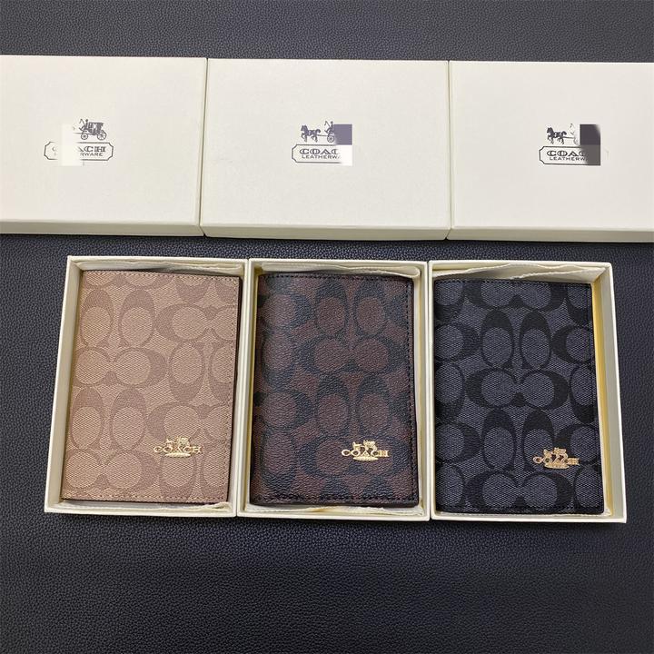 老花K家战马车金标卡包皮质复古商务时尚男女潮流护照包收纳卡夹