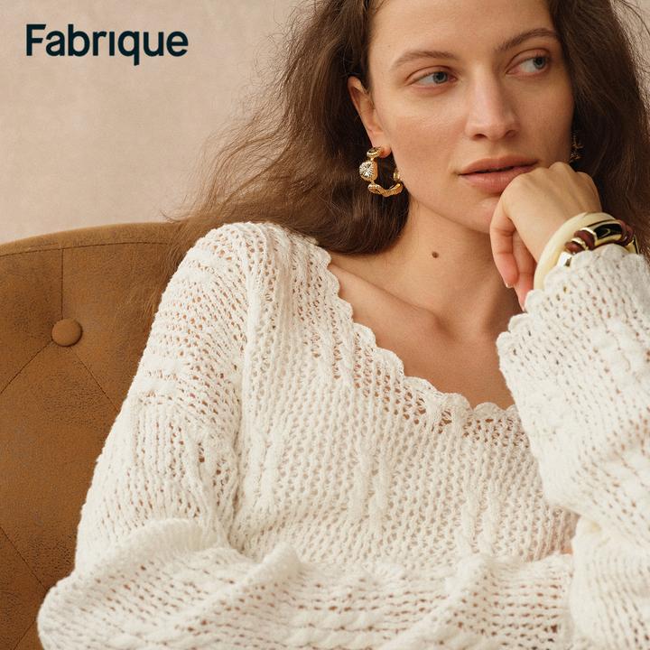 Fabrique Livy 早秋新品月光白不规则绞花棉质透视花边领针织衫
