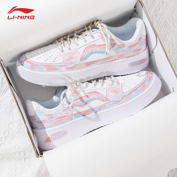 【定制球鞋】李宁月临女鞋手绘蝶绛絮影板鞋低帮轻便百搭时尚休闲鞋