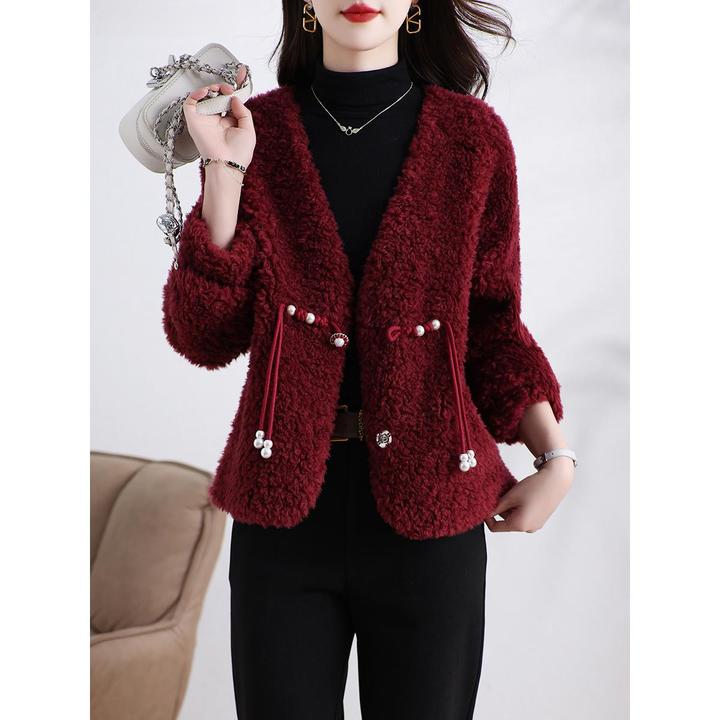 高端海宁颗粒绒皮草外套女装短款一体v领保暖新中式加厚羊毛上衣