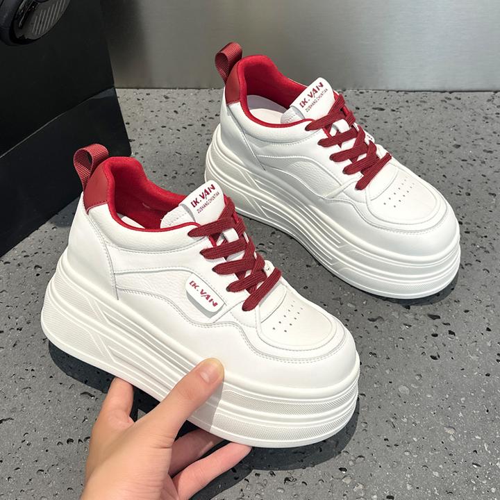 8cm厚底松糕小白鞋女2025秋季爆款时尚休闲鞋子网红百搭增高板鞋