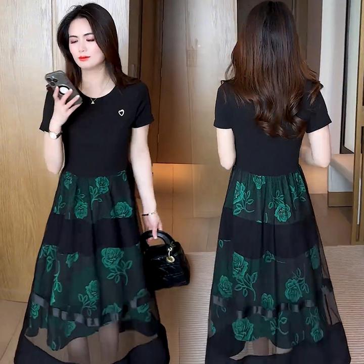 时尚大码连衣裙女2025夏季新款洋气显瘦拼接网纱宽松遮肚子中长裙