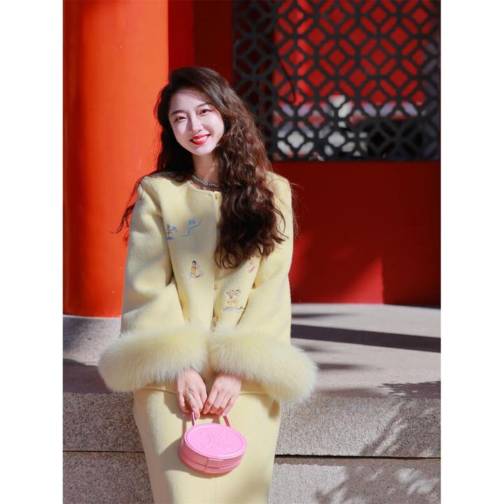 新中式国风刺绣保暖毛呢外套秋冬新款高腰显瘦半身中长裙两件套女