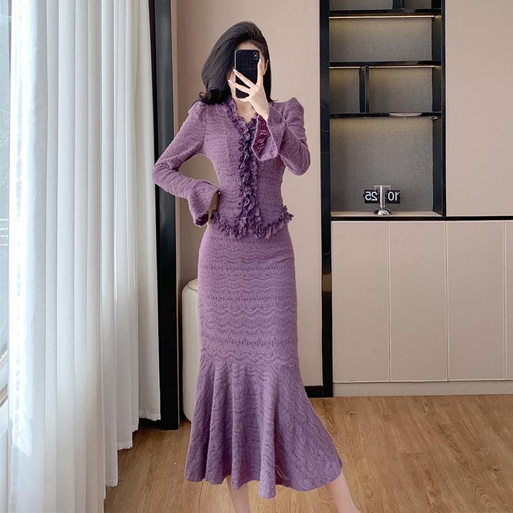 时尚气质秋冬名媛V领针织木耳边蕾丝小衫显瘦性感半身裙套装