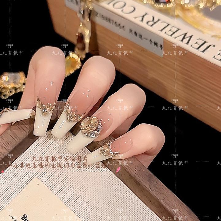 观上月白  手工穿戴甲法式乳白镶钻高级显白光疗美甲可拆卸穿戴甲