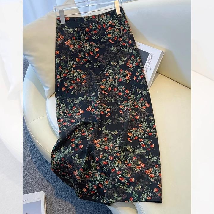 卡丹路碎花度假风包臀裙中长女春秋2025新款高腰气质一步半身裙