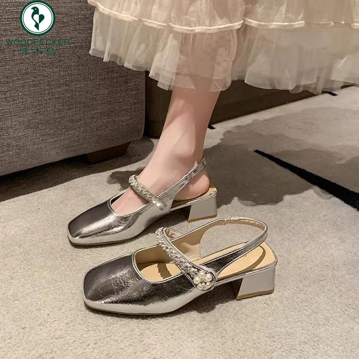 啄木鸟方头百搭水钻粗跟包头凉鞋女2025夏新款中跟后空玛丽珍单鞋
