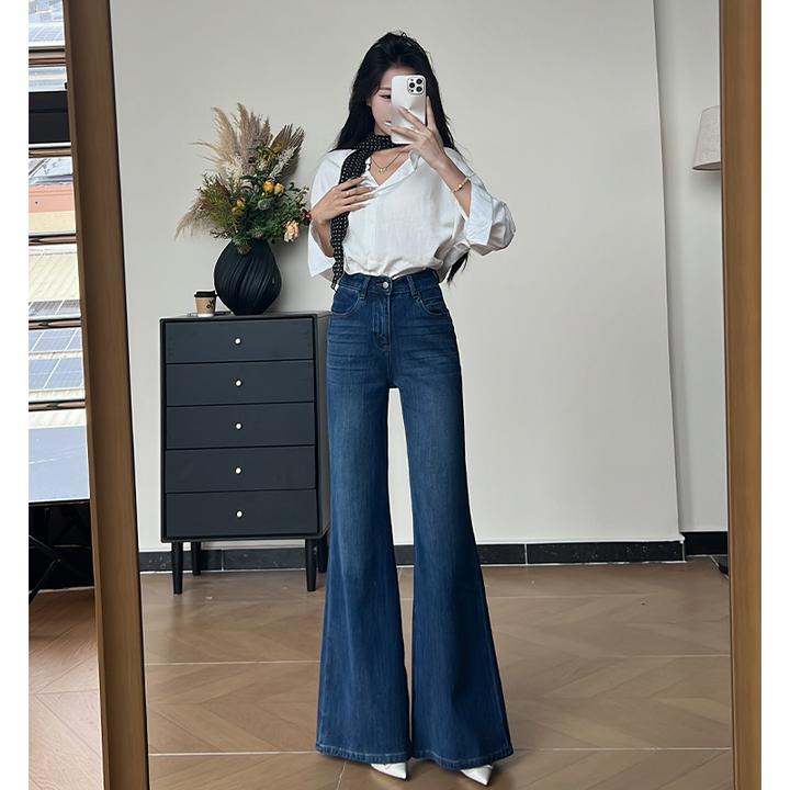 乔栈深蓝不贴腿微喇牛仔裤女2025秋冬休闲通勤高腰显瘦气质喇叭裤