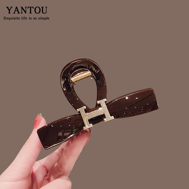 小香标发抓夹女2025新款大号高级感鲨鱼夹发夹后脑勺气质夹子头饰