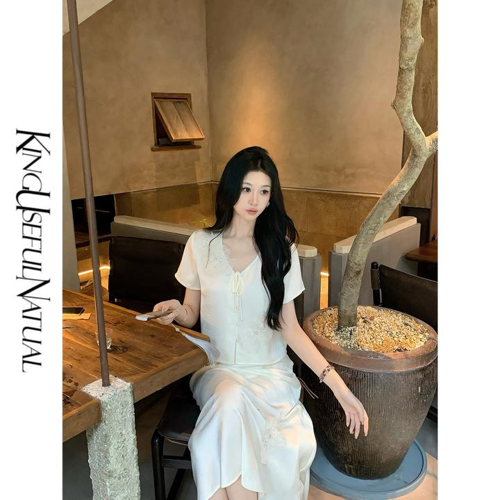 KUN【朝花夕拾】温柔奶油米 光泽感暗纹配重工立体花朵珠钻刺绣套装