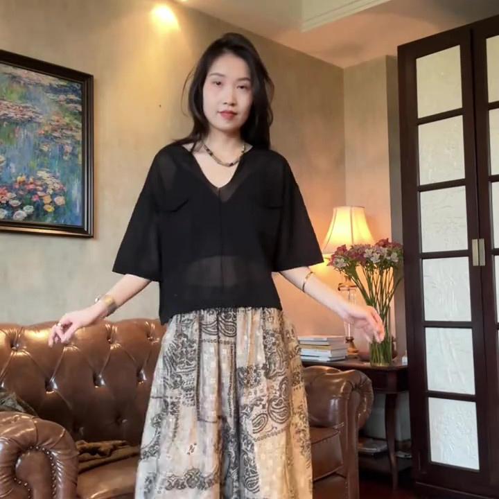2025夏季新款女装独特漂亮小众高级感超好看时尚气质百搭显瘦上衣