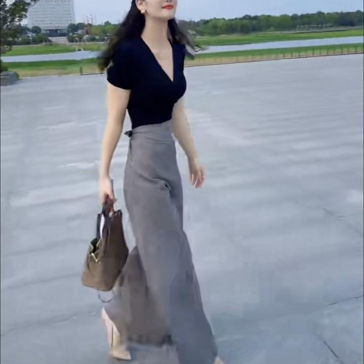 新款时尚气质百搭洋气减龄显瘦休闲女