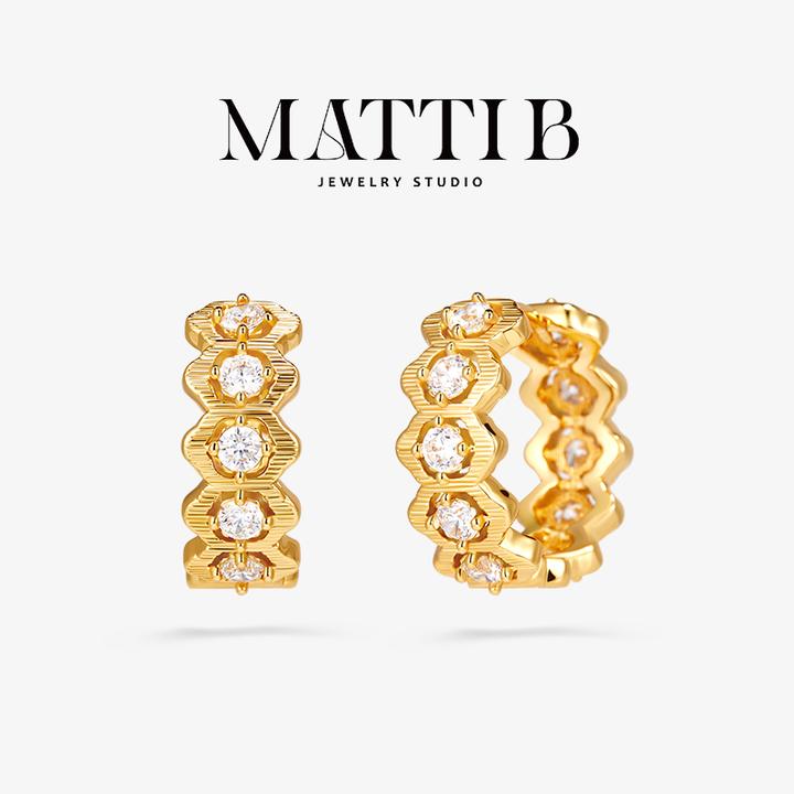 铜合金合成锆石耳饰 蜂巢几何形高级感气质轻奢百搭款耳环女2002