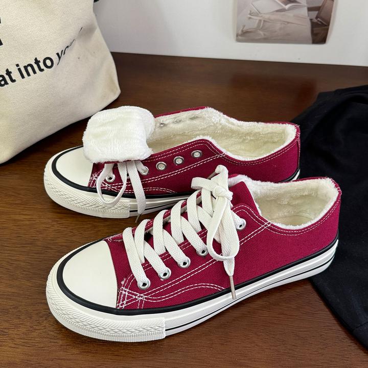 酒红低帮男女同款加绒保暖情侣时尚青春潮流百搭系带休闲款帆布鞋