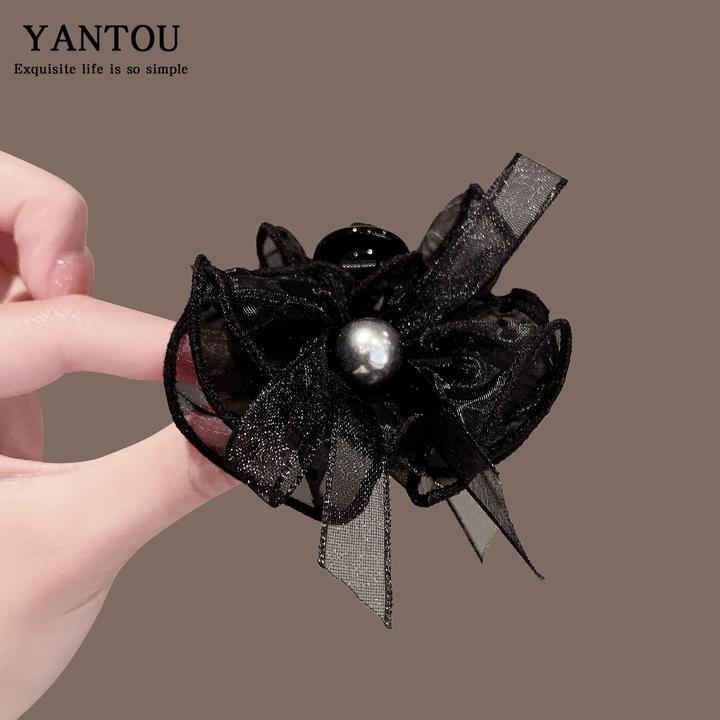 韩系小众珍珠网纱蝴蝶结抓夹女高级感后脑勺盘发鲨鱼夹子百搭头饰