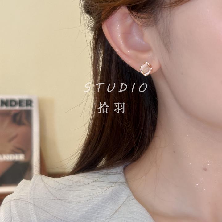 铜合金锆石耳饰 小众猫眼石耳钉2025新款高级感耳饰