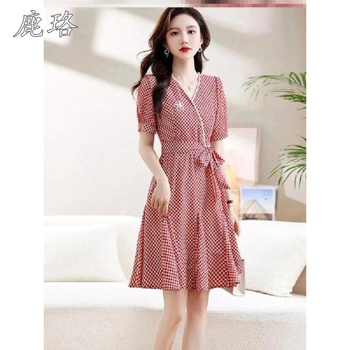 碎花大码300斤中长款连衣裙2025夏季新款小个子显瘦遮肚子裙子女