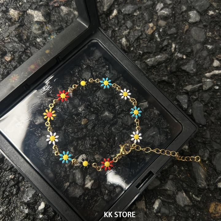 钛钢手链 彩色小雏菊手链男女同款气质百搭小众简约不掉色配饰