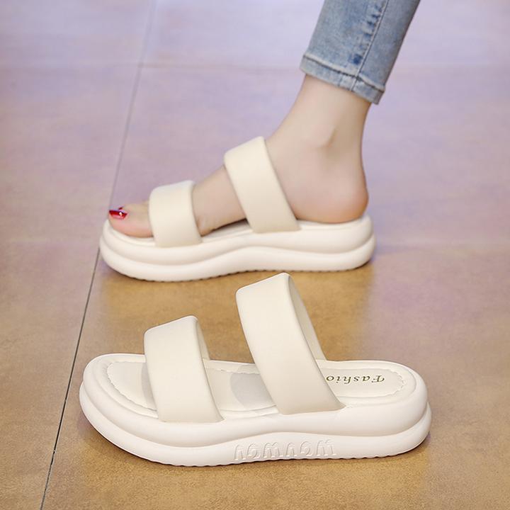 厚底一字凉拖鞋女夏季外穿新款配裙子网红超火休闲沙滩凉鞋