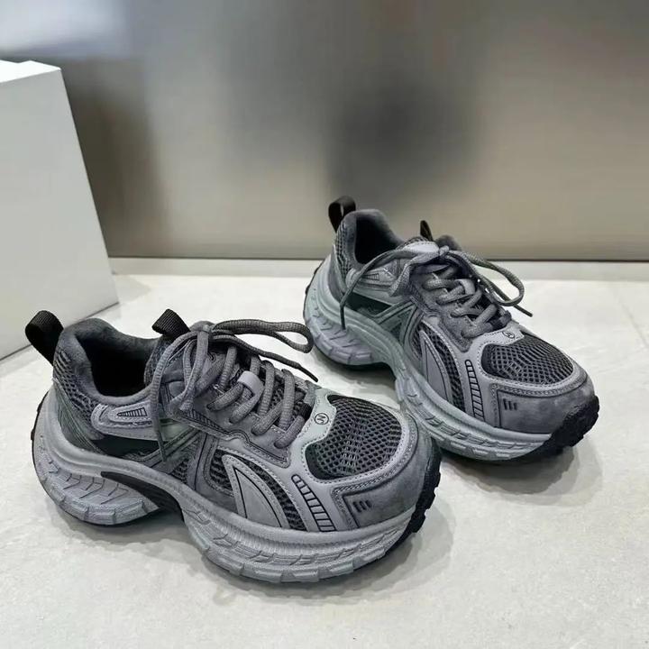 巴黎十代-秋冬季新款轮胎底增高百搭休闲鞋老爹鞋