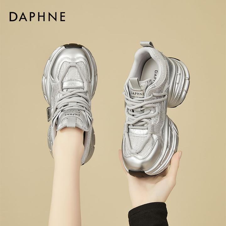 达芙妮老爹鞋女显脚小2025新款秋冬女款厚底内增高小个子休闲女鞋