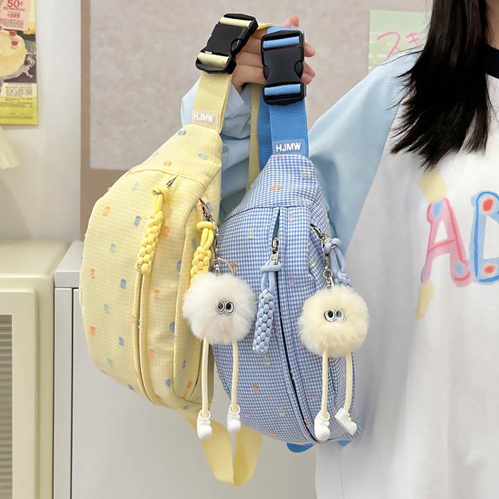 日系ins风高颜值胸包少女可爱碎花2025新款挎包女简约休闲学生包