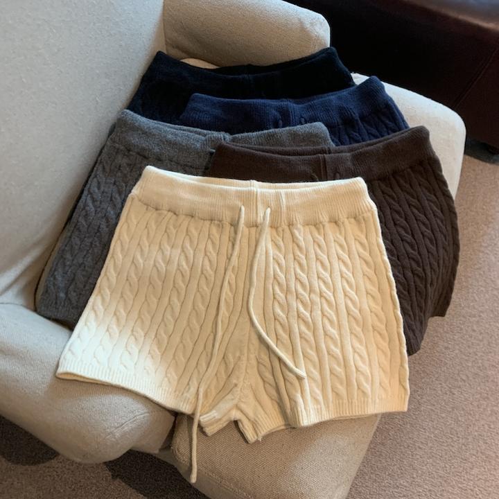 灰色麻花纹三分打底裤针织安全裤女秋季百搭高腰显提臀显瘦芭比裤
