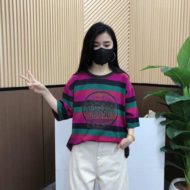 欧货短袖t恤女2025新款夏季时尚小众设计感圆领短款条纹印花上衣