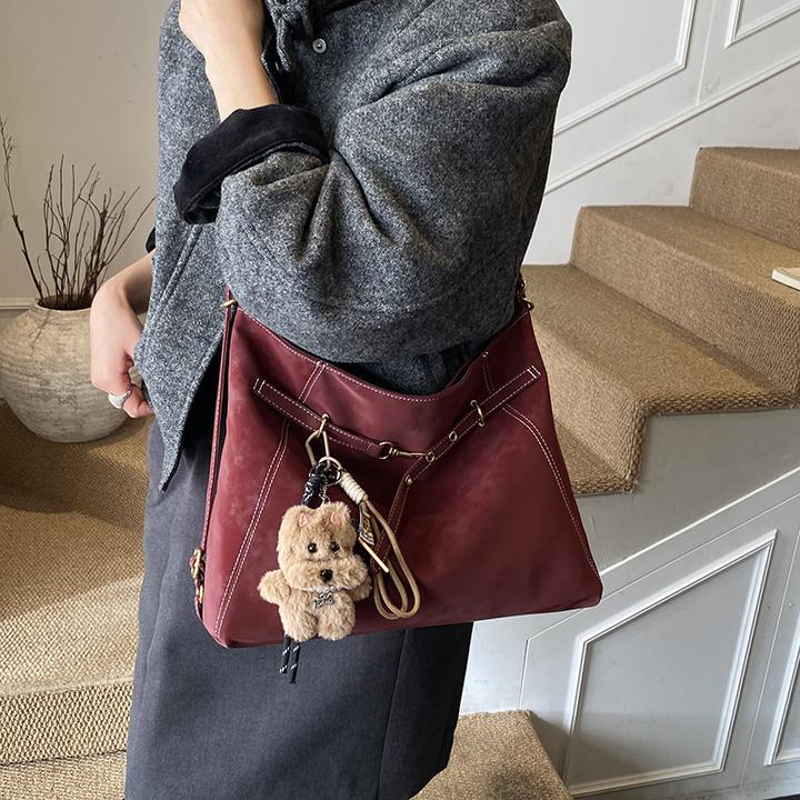 复古包托特包女大容量通勤单肩包2025新款包包宽肩带大容量斜挎包