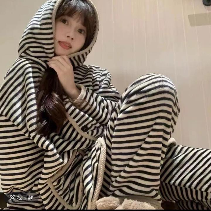 珊瑚绒睡衣女冬季简约条纹甜美连帽少女休闲家居服套装