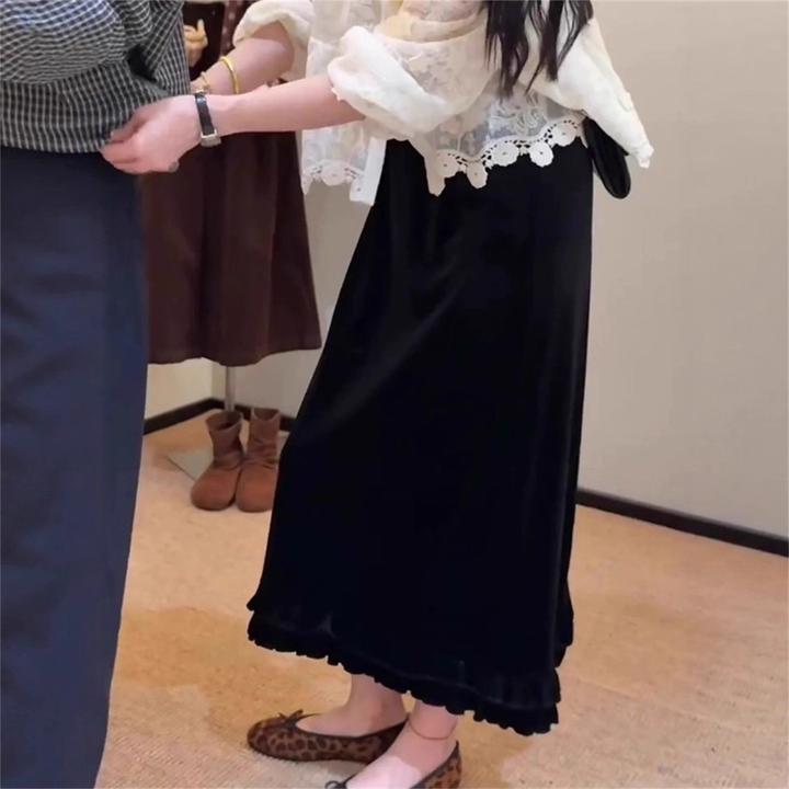 设计感木耳花边丝绒半身裙女秋冬小个子a字高腰垂感气质直筒长裙