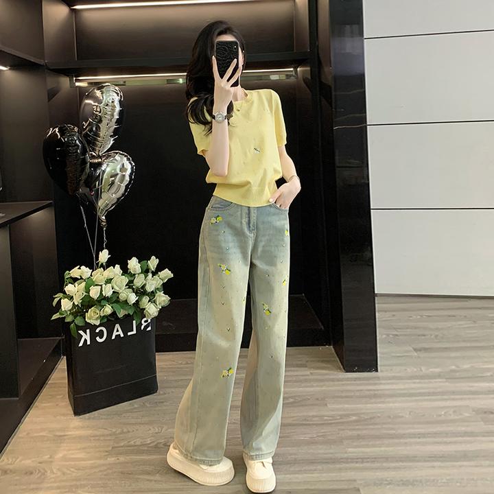 夏季显瘦气质T恤冰爽丝减龄洋气上衣刺绣阔腿牛仔裤窄版直筒长裤