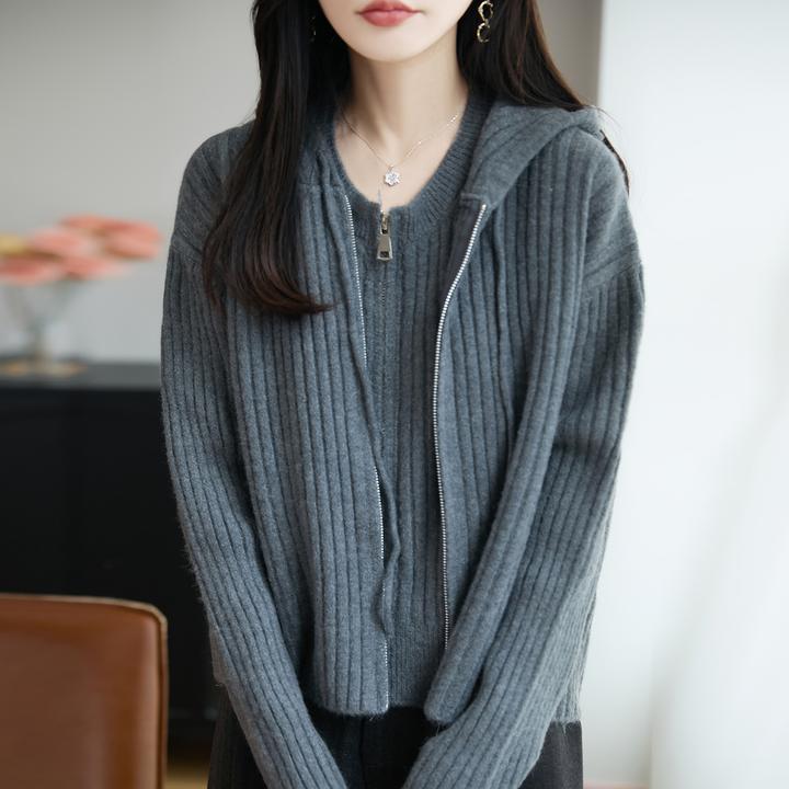 胖mm春秋大码针织开衫女巨显瘦好看两件套套装早秋连帽毛衣短外套