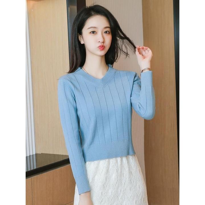 法芬图好看流行打底毛衣女2025年秋冬洋气百搭V领上衣短款针织衫