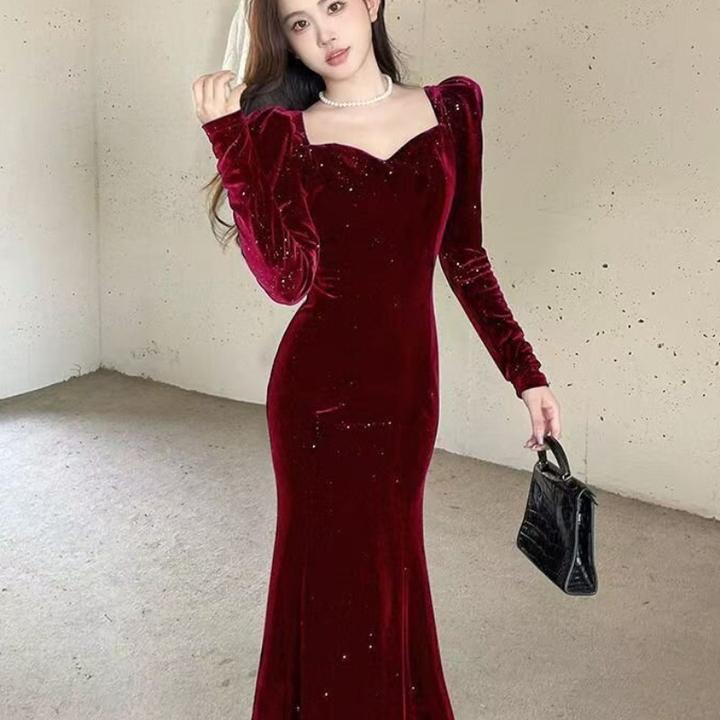 法式高级感圣诞节服装赫本风红色丝绒连衣裙女秋季气质闪闪礼服裙