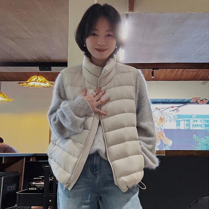 白鸭绒羽绒马甲女短款背心秋冬2025新款韩版宽松高级感小个子坎肩